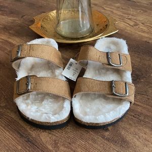 Aero comfy slides
